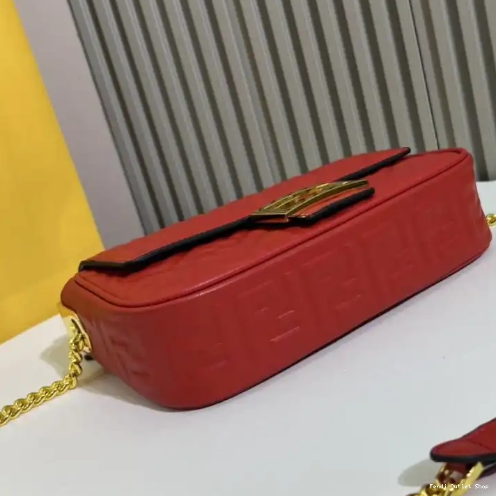 Cheap Leather Fendi Chain Nappa Baguette In Red Motif Bag Midi FF 0317 HOT SALE